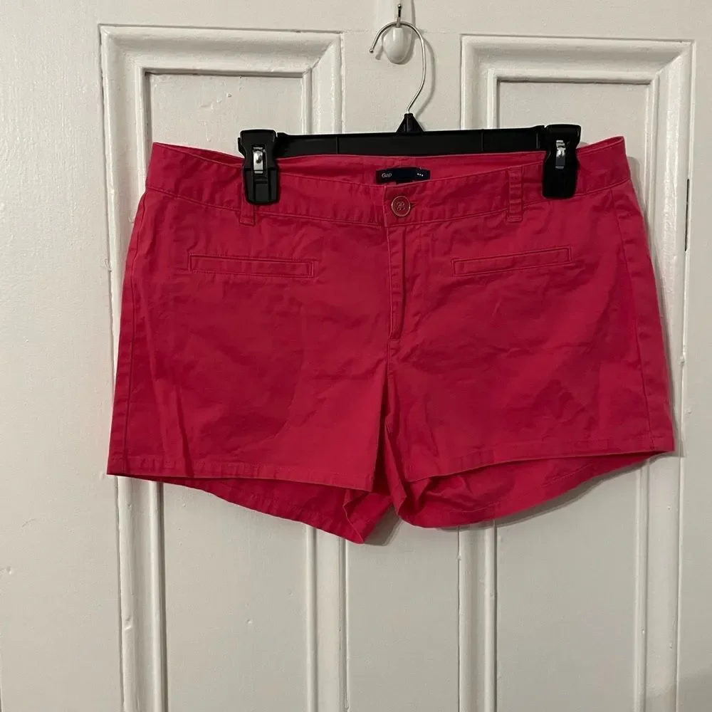 Gap shorts